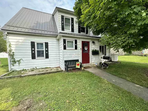 186 Pocahontas St, Buckhannon, WV 26201