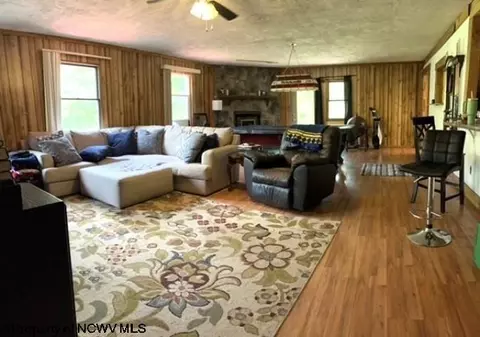 796 Miracle Run Rd, Fairview, WV 26570 photo 7