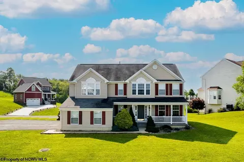 42 Garnet Way, Bridgeport, WV 26330