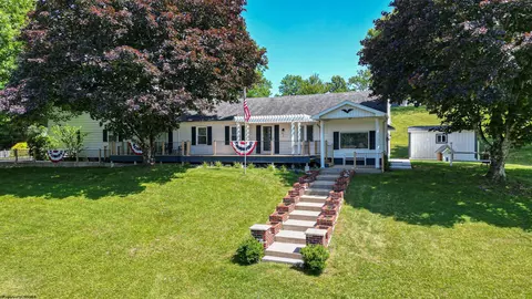 2 Hickory Flat Rd, Buckhannon, WV 26201