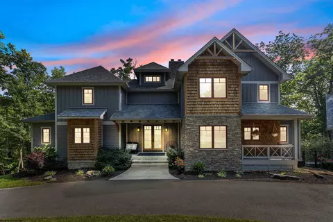 107 Laurel View Rd, Morgantown, WV 26508