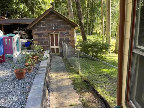 6 Lynch St, Salem, WV 26426 photo 17