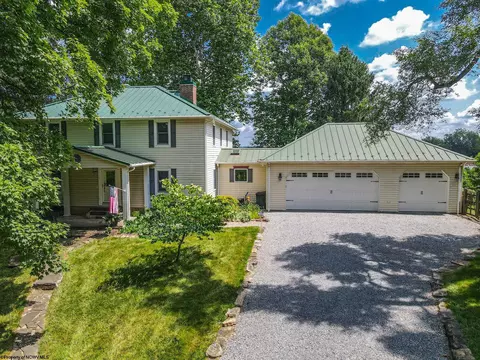 11 Laplante Rd, Independence, WV 26374