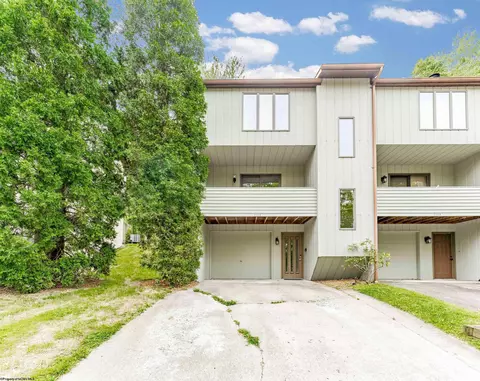 213 Morgan Dr # -A, Morgantown, WV 26505