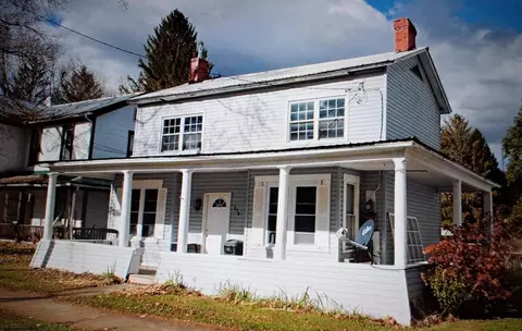 218 Brown Ave, Belington, WV 26250