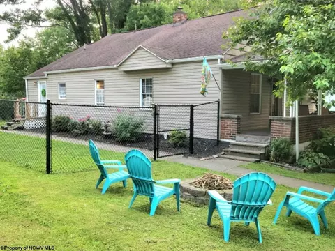 111 Winfield St, Fairmont, WV 26554