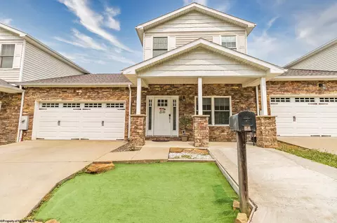 44 Brownstone Dr, Morgantown, WV 26505