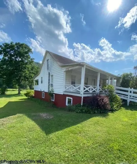 1211 Us Hwy 33w Hwy, Weston, WV 26452