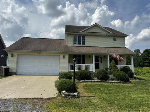 177 Mikayla St, Reedsville, WV 26547