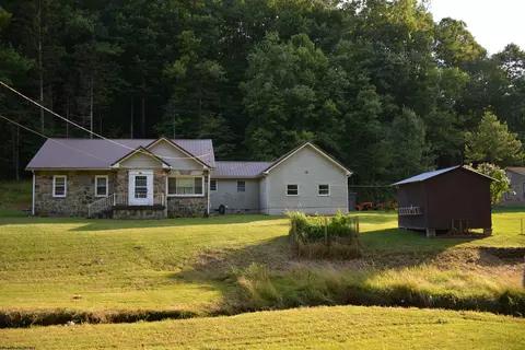 203 Davis Elkins St, Elkins, WV 26241