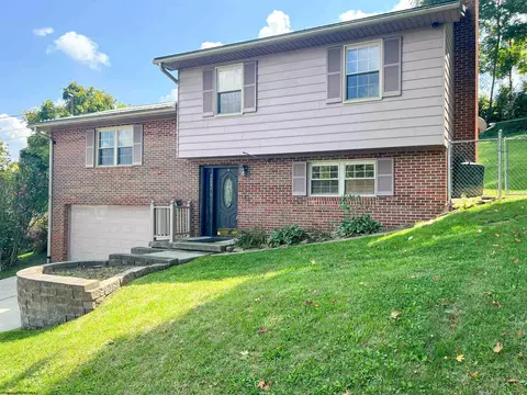 110 Kay St, Morgantown, WV 26501