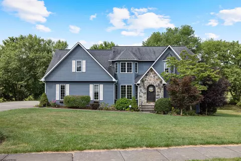 1143 Steeplechase Dr, Morgantown, WV 26508