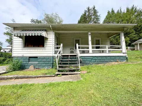 201 Hartman Run Rd, Morgantown, WV 26505