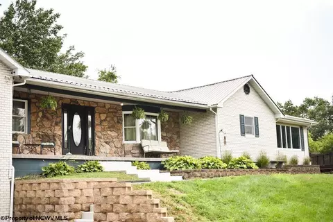 10897 Us 19 S Hwy, Roanoke, WV 26447