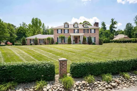 2312 Lakeside Ests, Morgantown, WV 26508