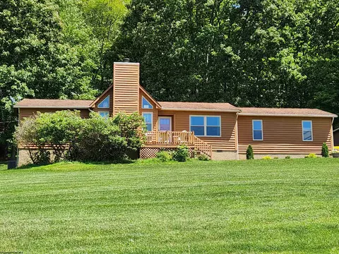 241 Tolley Rd, Bridgeport, WV 26330