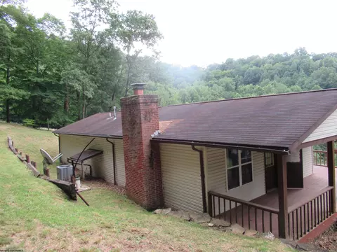 255 Murphy Rd, Wallace, WV 26448 photo 3
