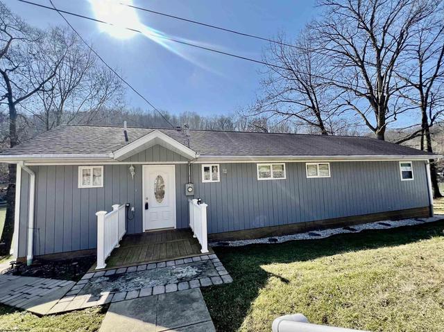 916 Riverview Ter, Fairmont, WV 26554