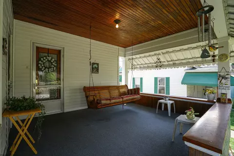 210 Jefferson St, Mannington, WV 26582 photo 14