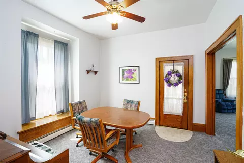 210 Jefferson St, Mannington, WV 26582 photo 4