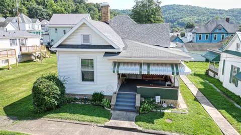 210 Jefferson St, Mannington, WV 26582 photo 16