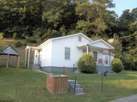 803 Ferguson Rd, Elkins, WV 26241
