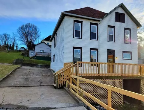 345 S 2nd St, Clarksburg, WV 26301