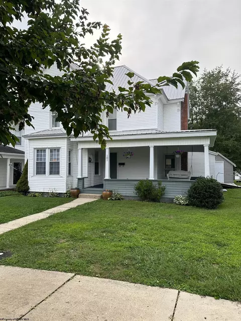 101 Barbour St, Buckhannon, WV 26201