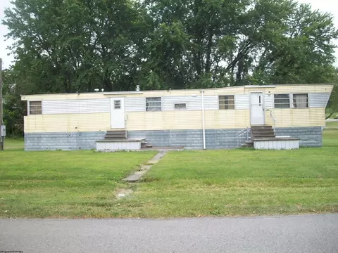179 Elliott Ave, Belington, WV 26250