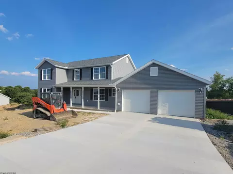 570 Auburn Ln #MEADLAND FAS, Flemington, WV 26347