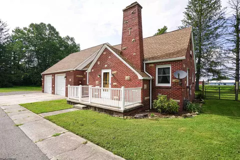 110 Hanley St, Elkins, WV 26241