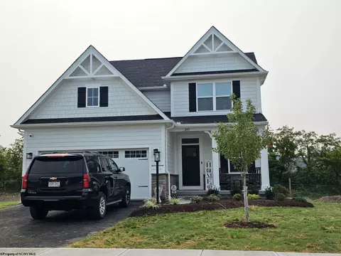 203 Falling Water Ln, Morgantown, WV 26508