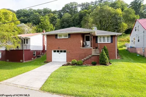 149 Liberty Ave, Clarksburg, WV 26301