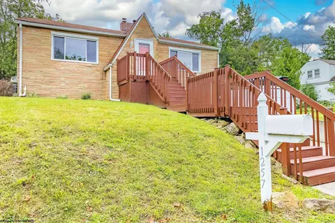 1257 Jersey Ave, Morgantown, WV 26505