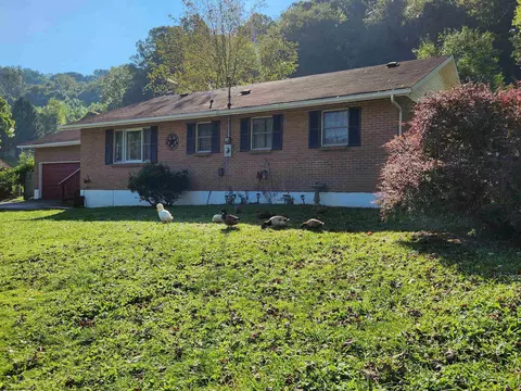 62 Front St, Salem, WV 26426 photo 5