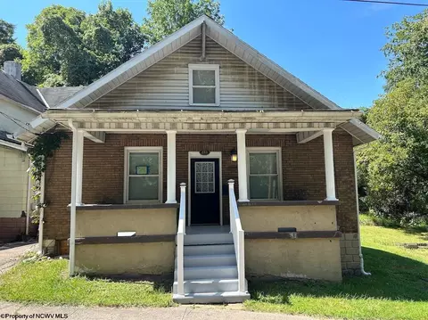 335 Pennsylvania Ave, Fairmont, WV 26554