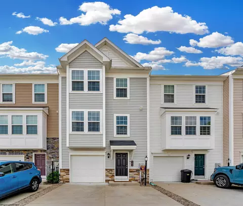 149 Tee Dr, Maidsville, WV 26541