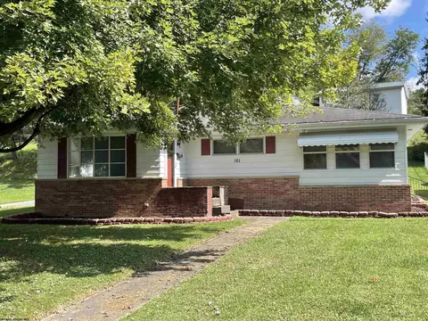 161 Valley St, Salem, WV 26426