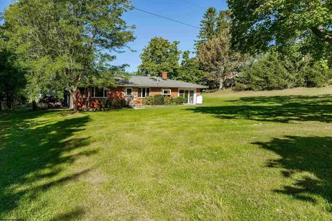2683 Maryland Line Rd, Bruceton Mills, WV 26525