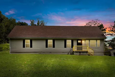 822 Isaacs Creek Rd, Lost Creek, WV 26385