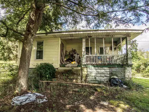 100 Walnut St, Flemington, WV 26347