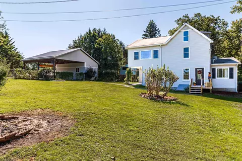 1627 Grafton Rd, Morgantown, WV 26508