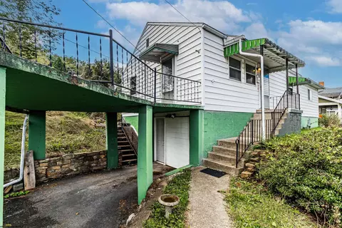 611 Potomac Ave, Fairmont, WV 26554