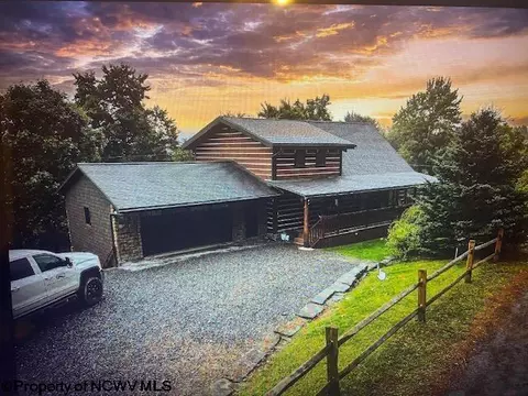 257 Linton Rd, Independence, WV 26374