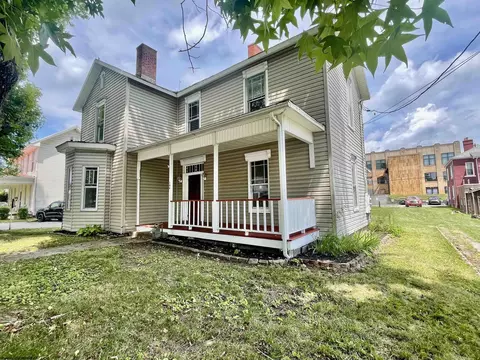 104 W High St, Kingwood, WV 26537