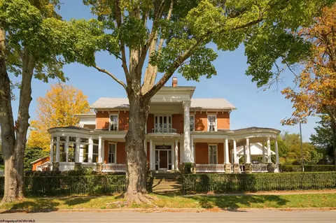 121 E High St, Kingwood, WV 26537