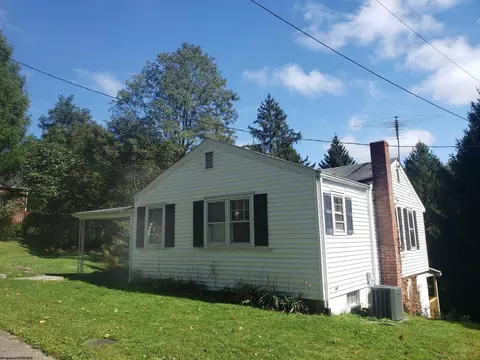 203 Morgan St, Kingwood, WV 26537