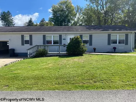 741 Linwood St, Fairmont, WV 26554