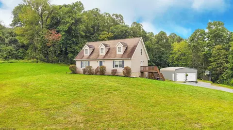 68 Myers Ln, Grafton, WV 26354