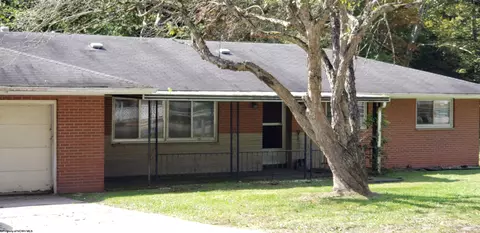 820 Paw Paw Creek Rd, Fairview, WV 26570